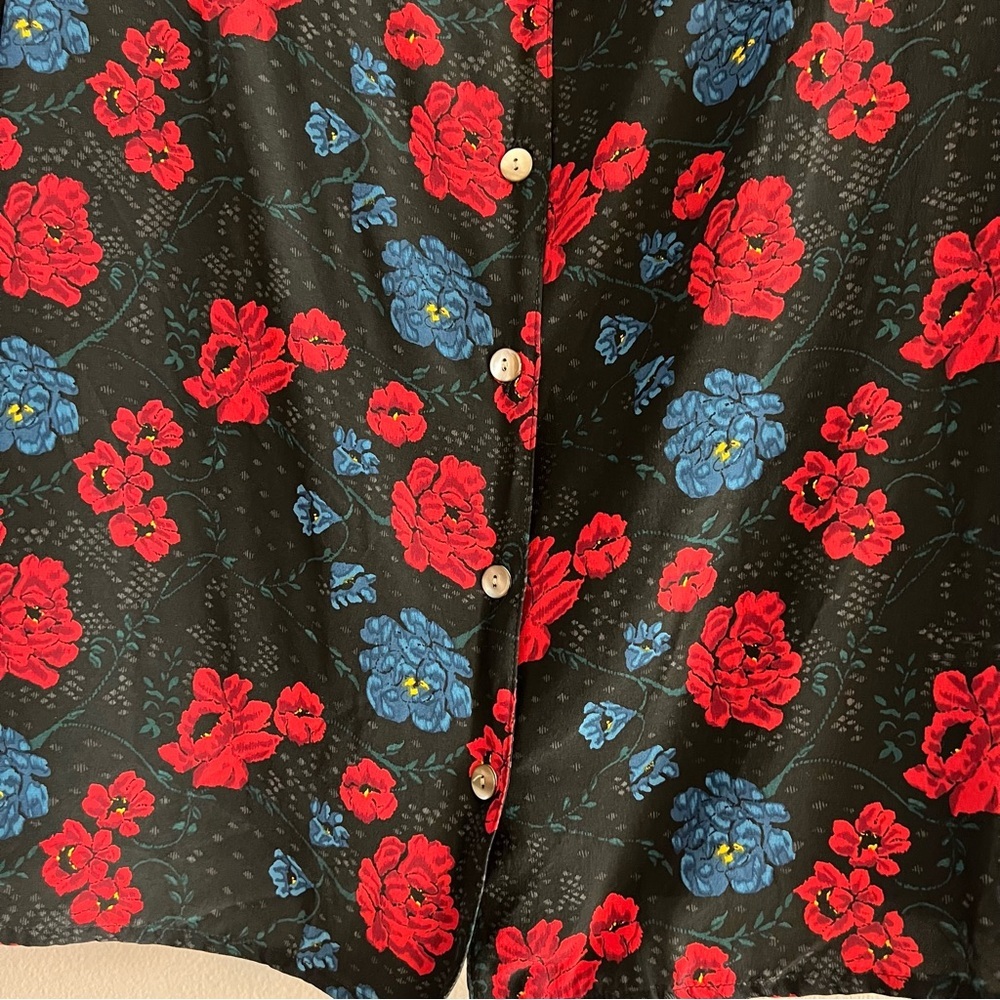 Vintage Alcott & Andrews 100% Silk Black Floral Roses Button Down Blouse Sz 4 - Picture 4 of 12